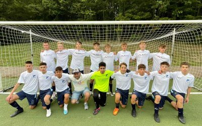 Neue Warmup-Shirt für B-Jugend